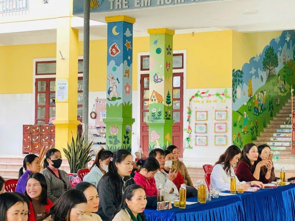Hội thảo chuyên đề: Phối hợp giữa gia đình, nhà trường và cộng đồng trong chăm sóc, giáo dục trẻ tại Trường mầm non